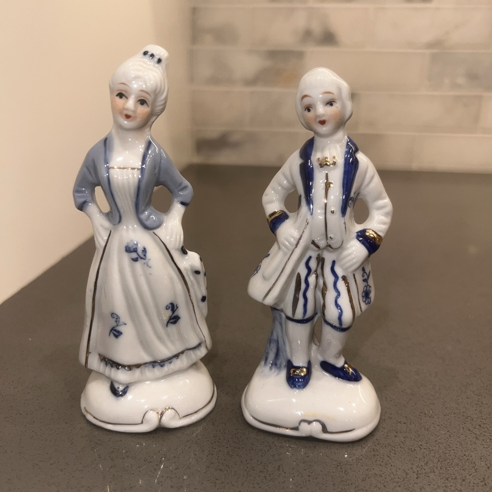 French Provincial Couple "Lovers" Figurines Blue And White And Gold